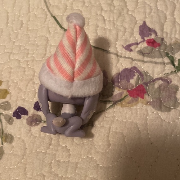 Littlest Pet Shop Pet
Pairs Rabbit (#648) Pet - Picture 3 of 4